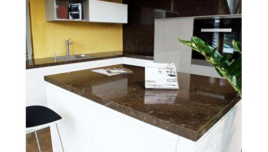 Кварцевый агломерат Technistone Noble Athos Brown
